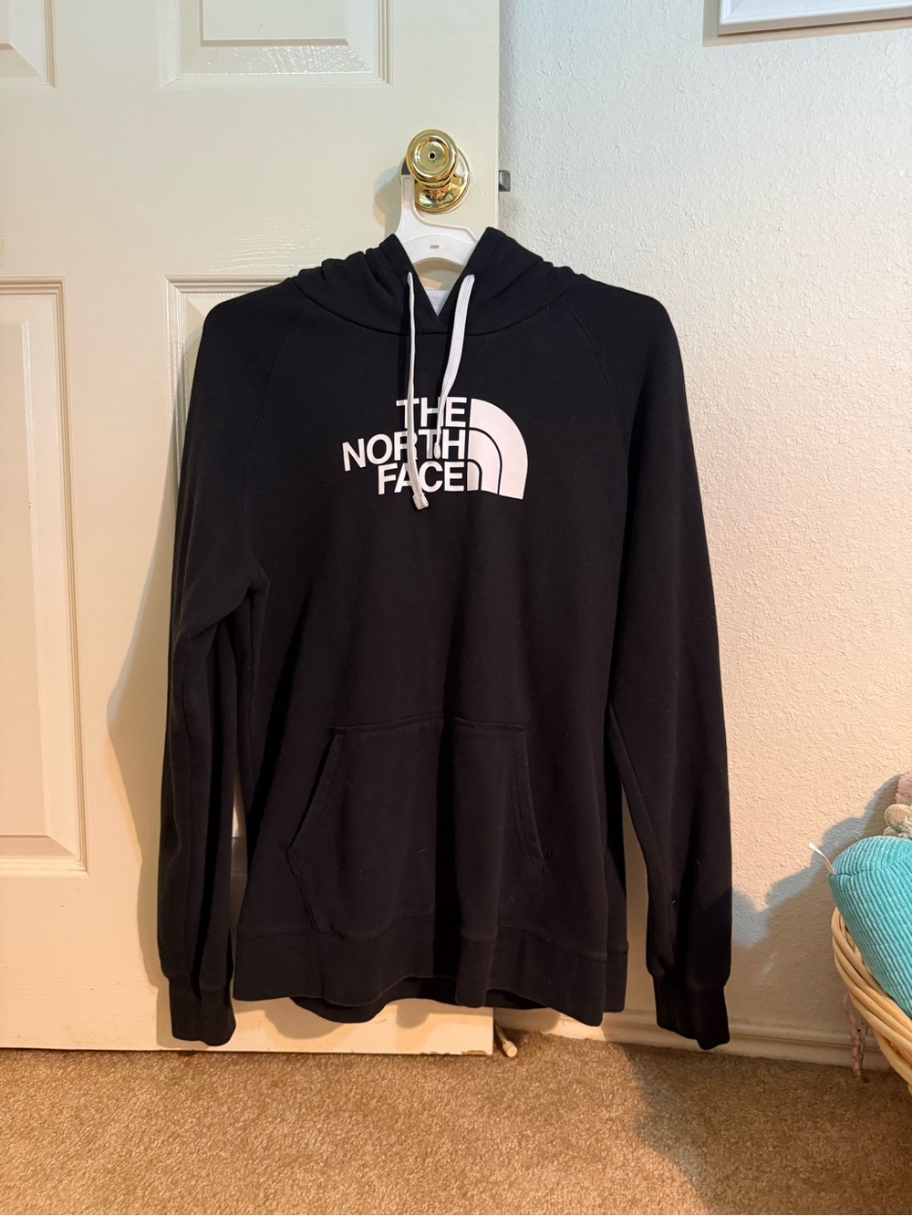 The North Face Women’s Black Logo Hoodie
